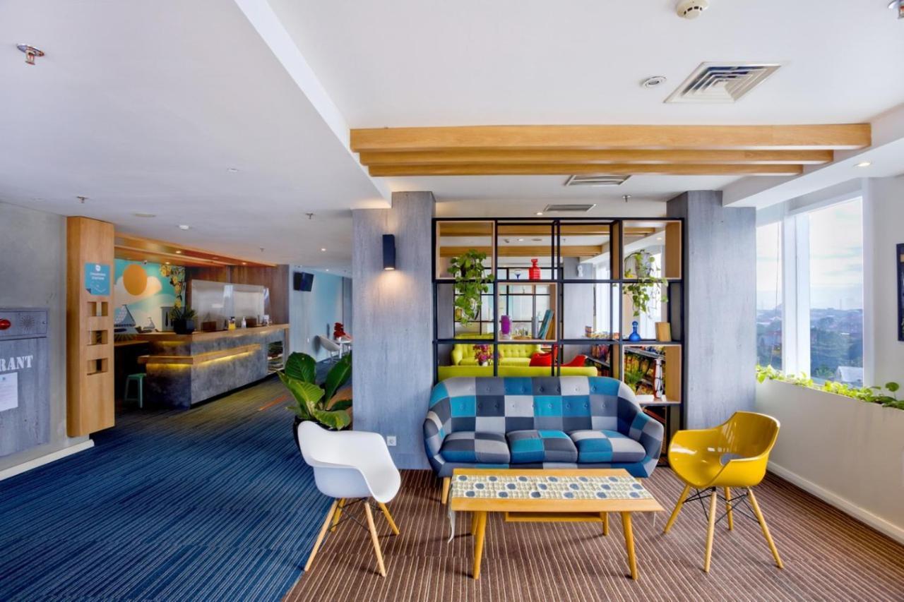 Deka Hotel Surabaya Hr Muhammad Dış mekan fotoğraf