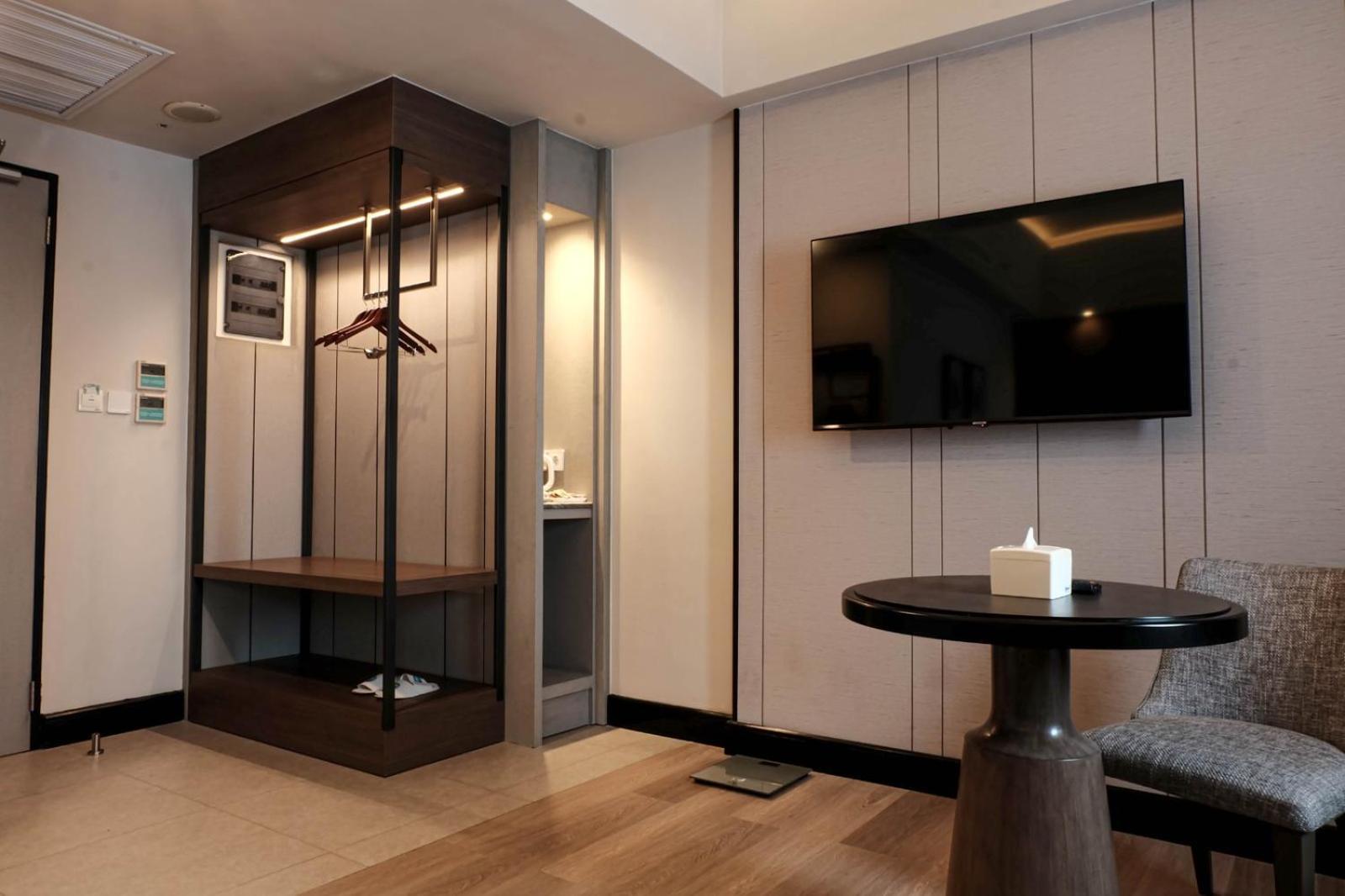 Deka Hotel Surabaya Hr Muhammad Oda fotoğraf