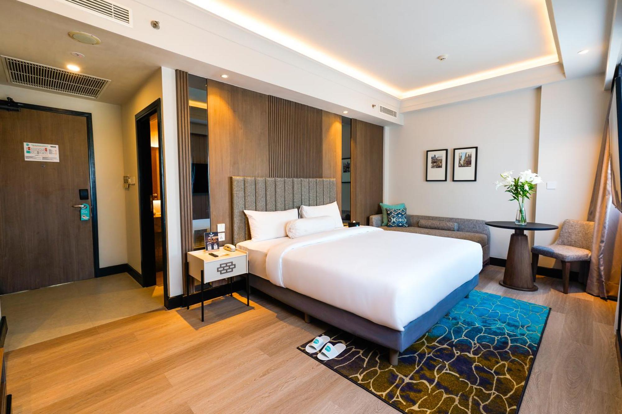 Deka Hotel Surabaya Hr Muhammad Dış mekan fotoğraf